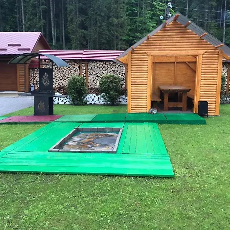 Olga Deluxe Hotel Tatariv