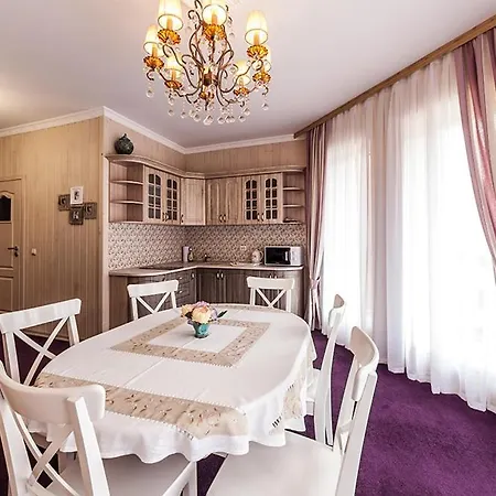 Olga Deluxe Otel Tatariv