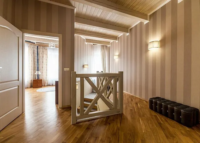Olga Deluxe Hotel