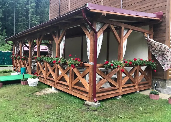 Olga Deluxe Hotel